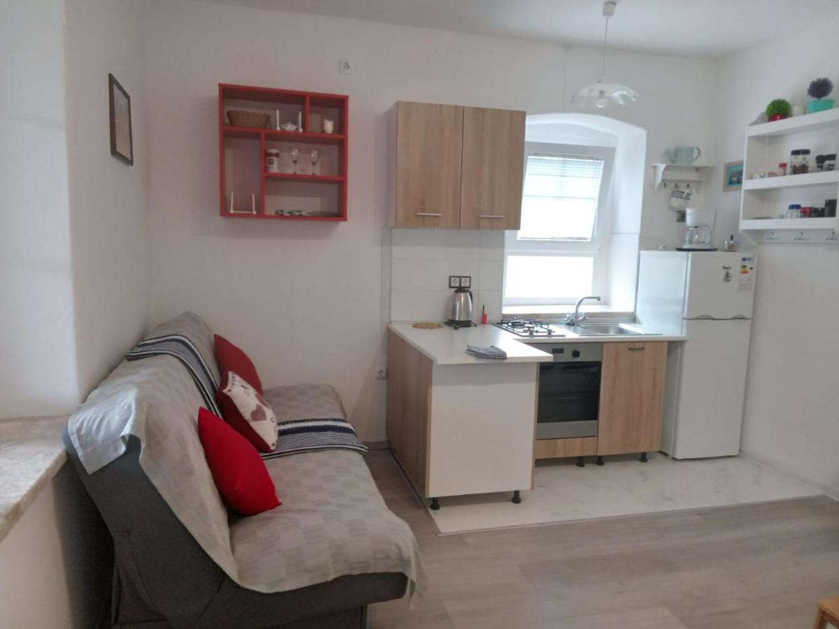 Kastelanic Apartman Brbinj Extérieur photo